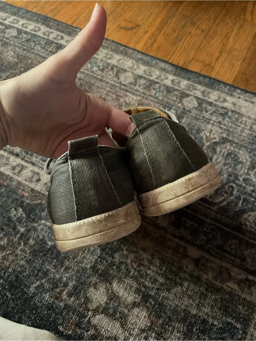 Ellington sneakers